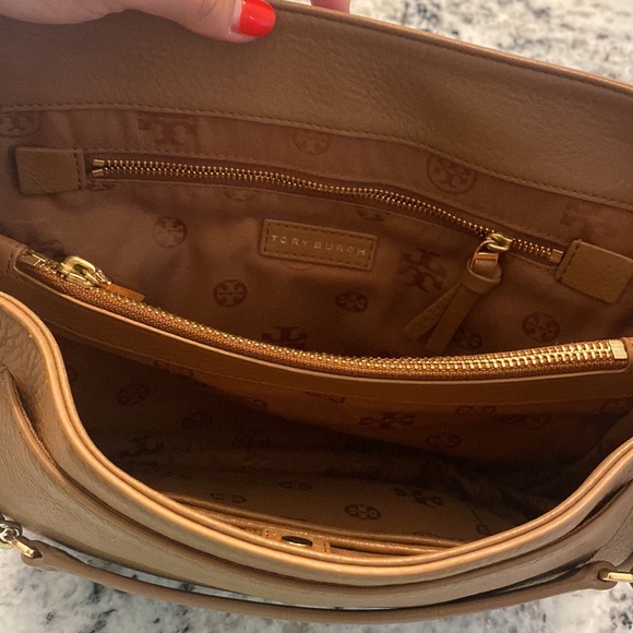 Authentic Tory Burch crossbody - Picture 3 of 6